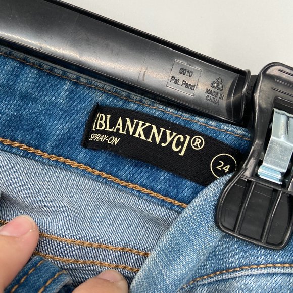 Blank NYC Second Skin Skinny Jeans Raw Hem - Picture 3 of 6